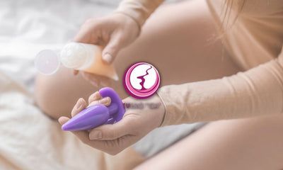 Aprende cómo usar lubricante anal de manera segura y placentera | Tu Erótica